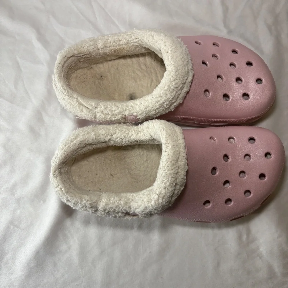 Crocs Quartz ( Pink ) Classic Blitzen IV Lined Clog US Women 6/Men 4